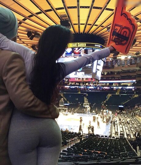 カムフィートオンリーファンズ セクシーヌード ギャラリー