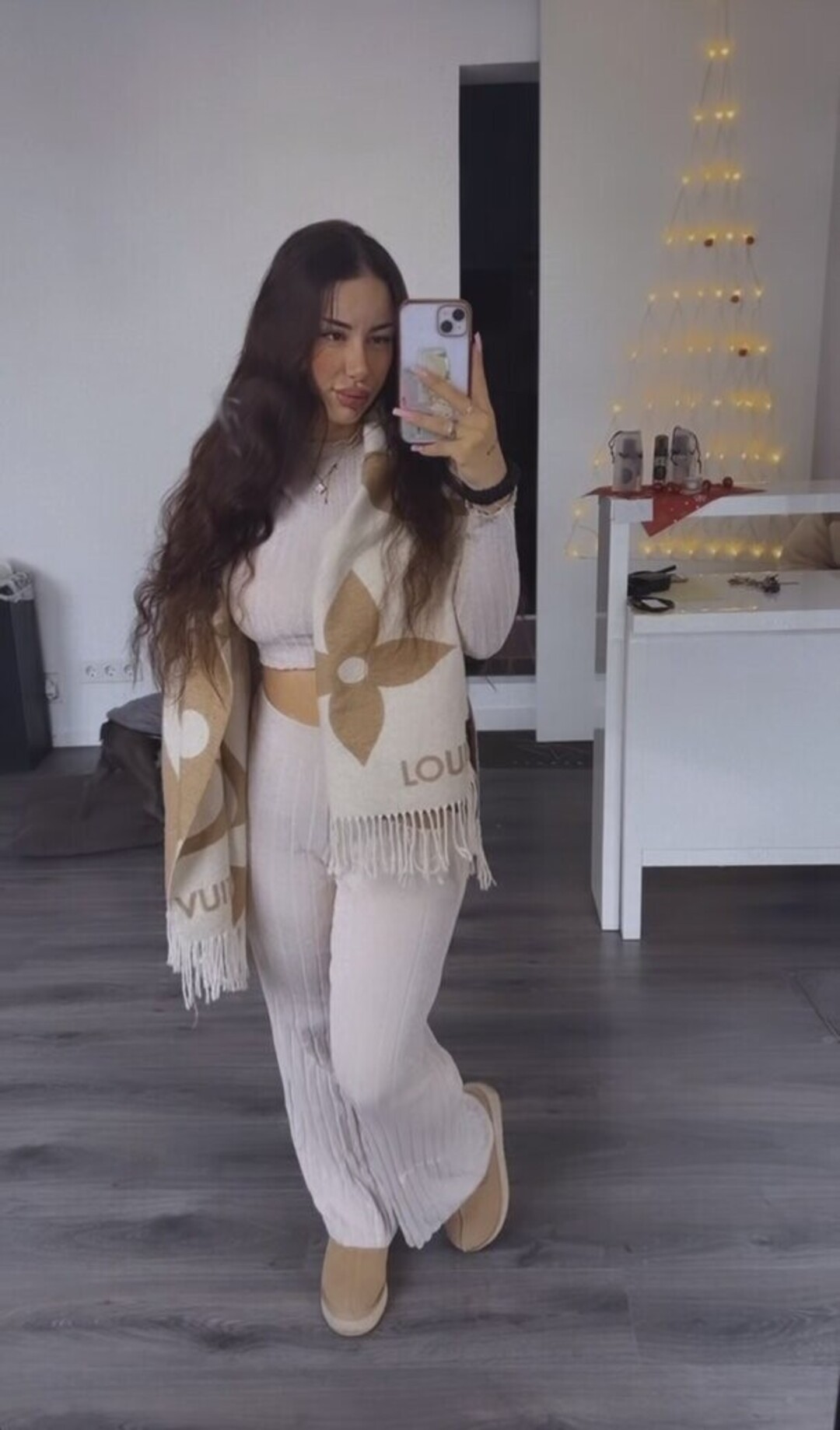 モデルファックオンリーファンズ 無料セックス 画像