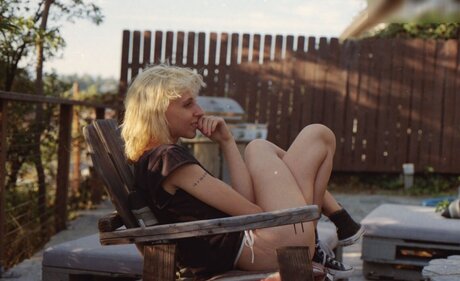 キッチンセックスオンリーファンズ 美しいヌード 写真