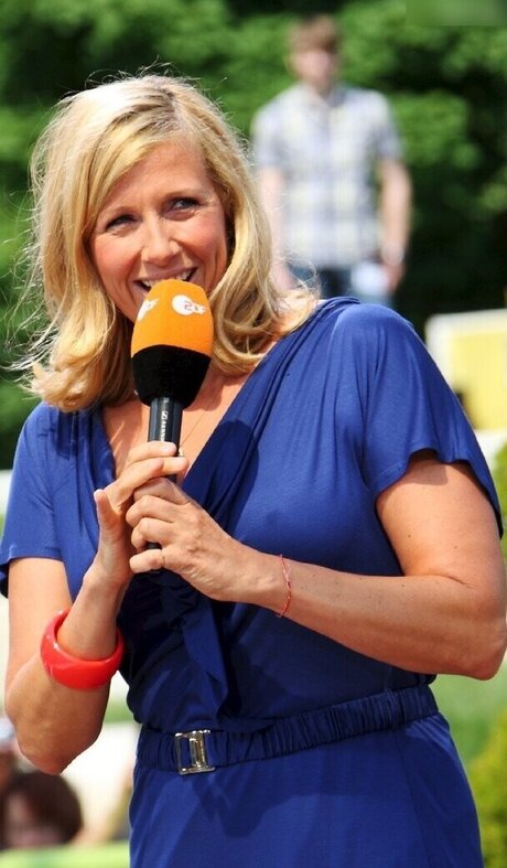 Andrea Kiewel スターセックス ギャラリー