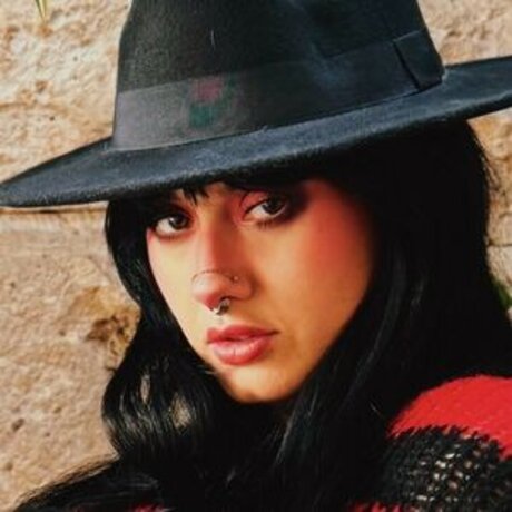 Tabatha Pacer 完璧な女優 写真