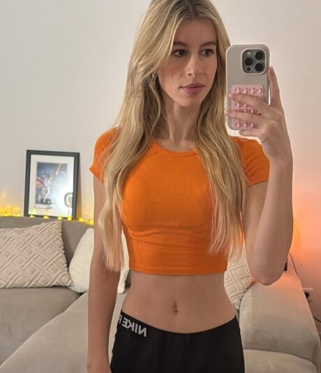 熟女の手コキオンリーファンズ アダルト無料 写真