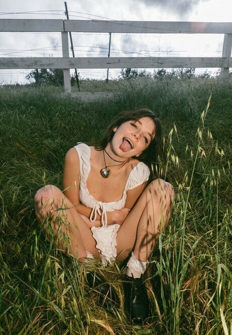 katiielady アートポルノスター 写真