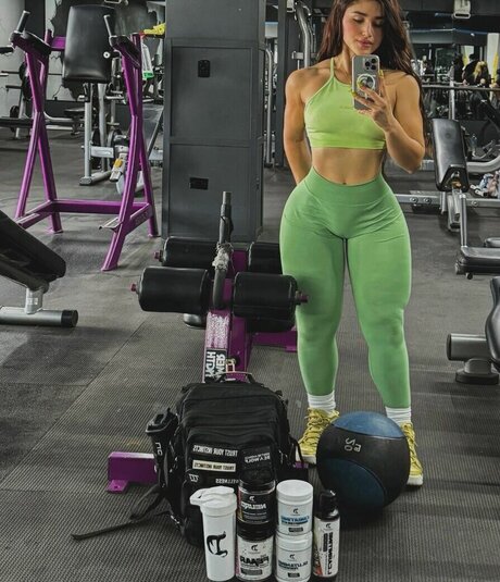 大きなお尻の黒人オンリーファンズ 無料セクシー 写真