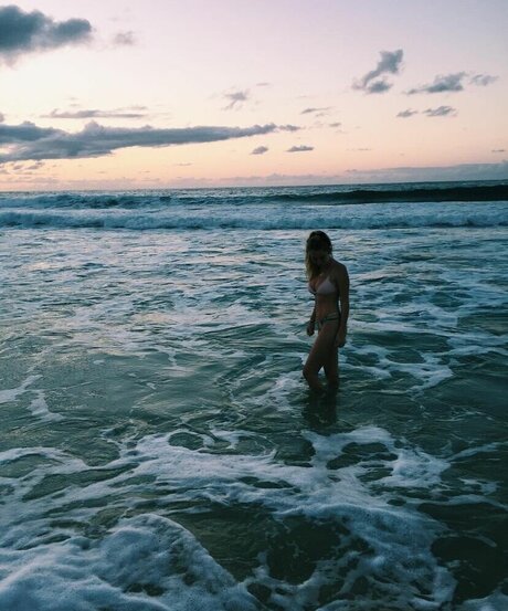 rianabailey スター ヌード 写真