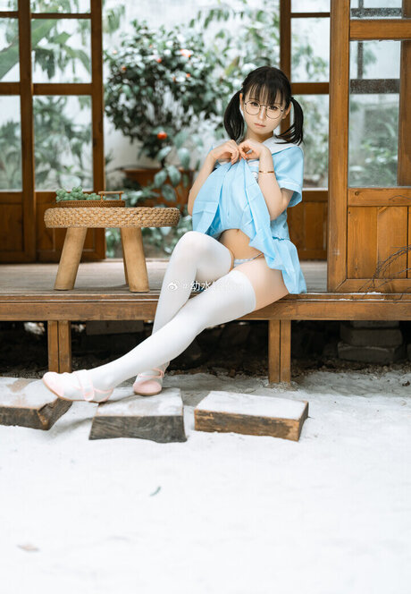 LynnLi7698 完璧なポルノスター 画像