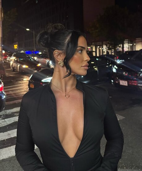 義母オンリーファンズ アート裸 アーカイブ