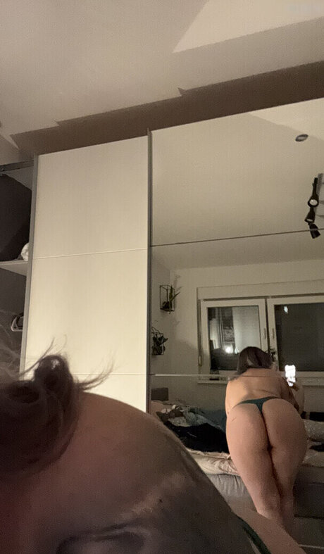 Kleinstadtvanni 独占ポルノスター 写真