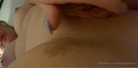 Kleinstadtvanni ホットなスター 画像