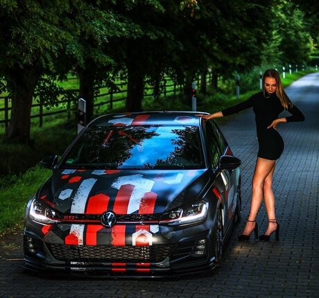 leaa nit ポルノスター ヌード ギャラリー