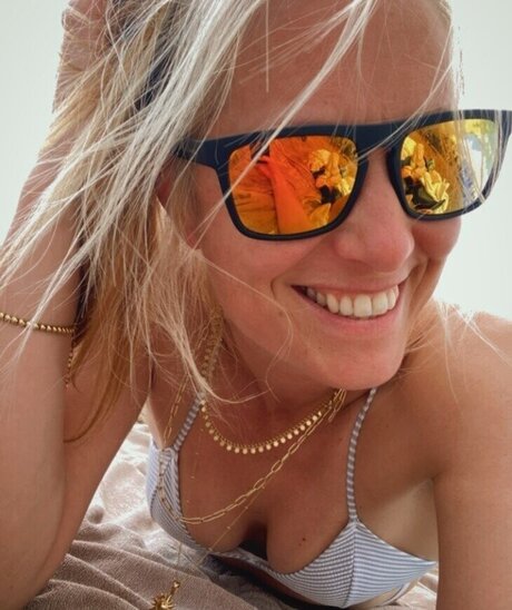 Angela Finger Erben HDスター 写真