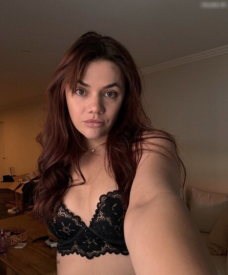 Jasmine Absolom xxxスター ギャラリー