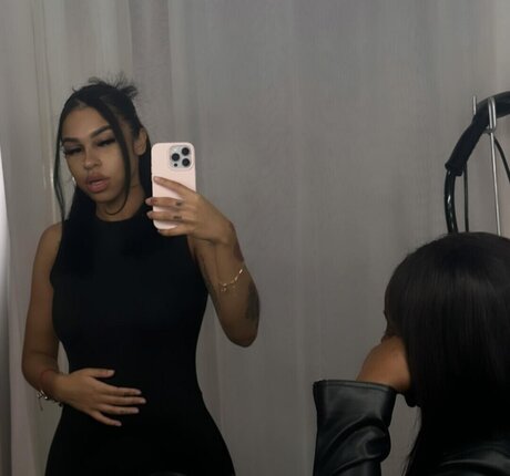 中出し 主観 オンリーファンズ ホット ギャラリー