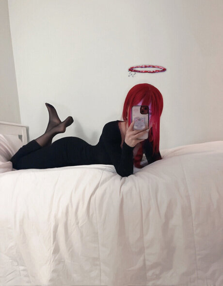 アウトドア 熟女 オンリーファンズ えろ 写真