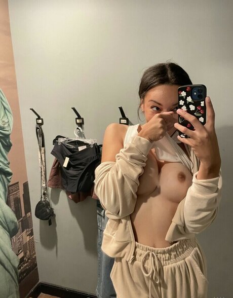 Alyssavanilla 独占女優 画像