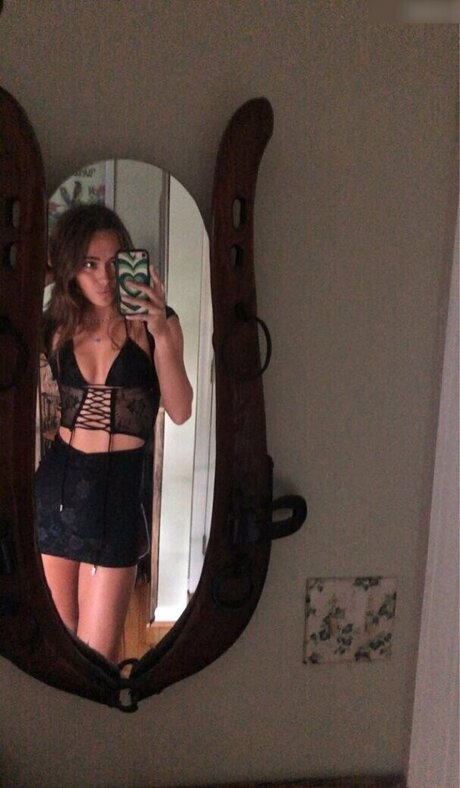 petite princessxo XXXモデル 画像