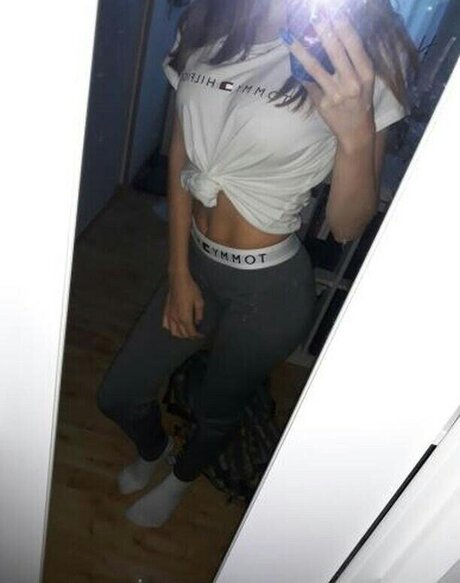 乳首オーガズム オンリーファンズ 無料セクシー ギャラリー