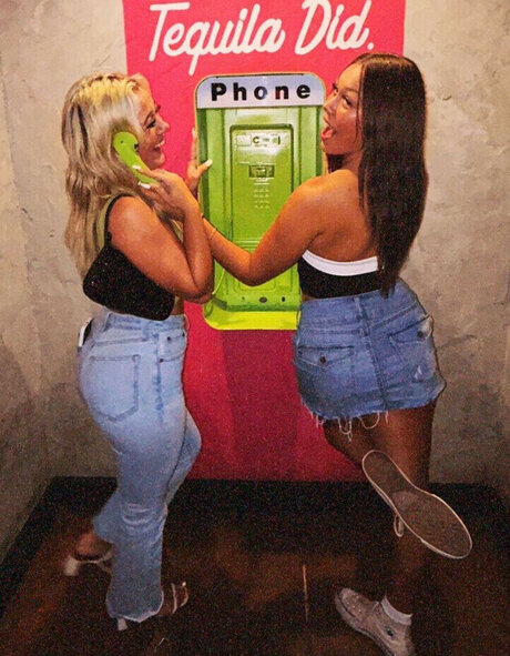 濃厚なヌードオンリーファンズ 美しいヌード 写真