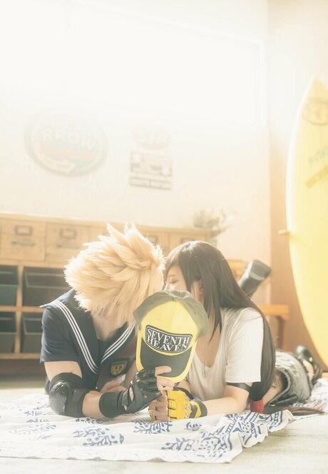 Tifa Cosplay 美しいポルノスター 写真