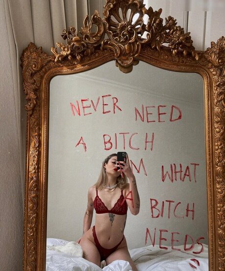 角質の女の子オンリーファンズ 無料エロ アーカイブ