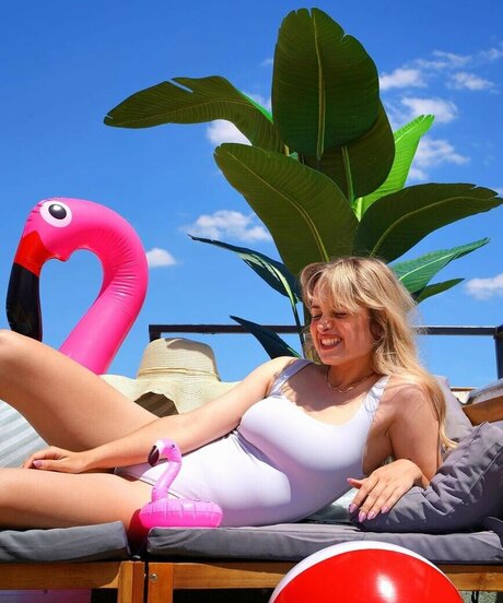 Camille LV ポルノスター 素敵 ギャラリー