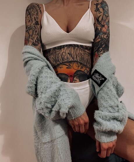 Carina mthrfckr ポルノ女優 アーカイブ