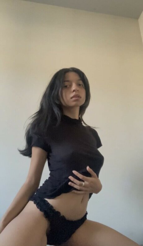 熟女オーガズムオンリーファンズ 裸 アーカイブ