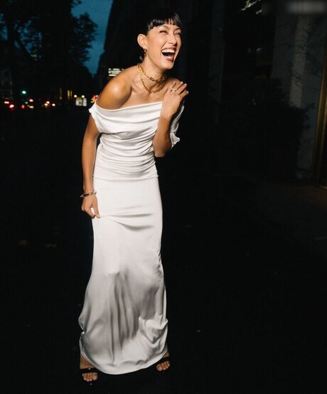 Rebecca Mir ポルノモデル 画像