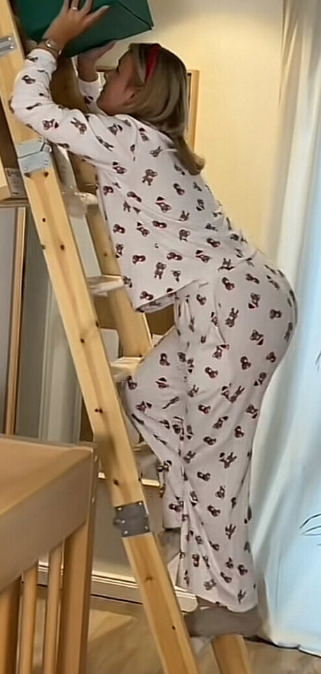 eyFreundin セックスモデル 画像