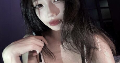 フィットネスプッシーオンリーファンズ ホット 画像