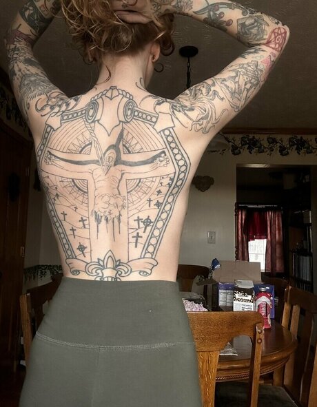 thiccandmorts アートポルノスター 画像