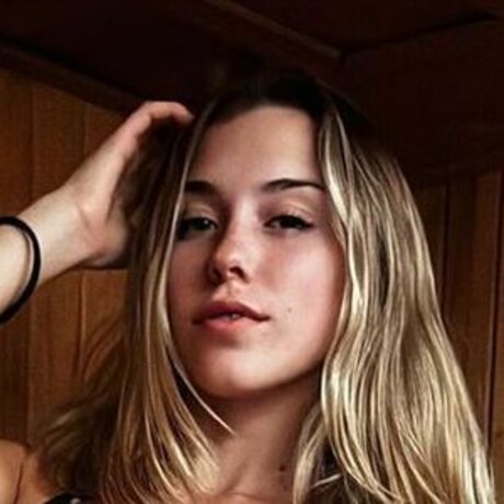 巨乳カップルオンリーファンズ 可愛い ギャラリー