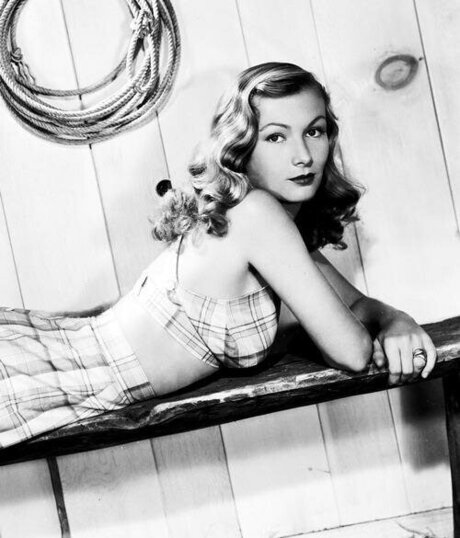 Vintage Sexy Celebs プロフィール写真