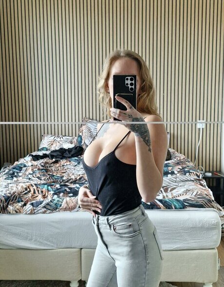 Yilvina 高品質のスター 写真