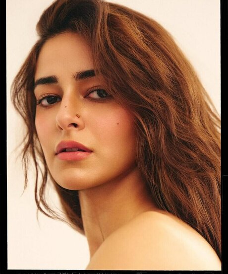 巨尻熟女オンリーファンズ 美しい裸 写真