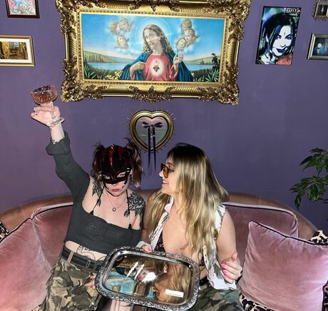 チェコのティーンズオンリーファンズ アダルト無料 写真