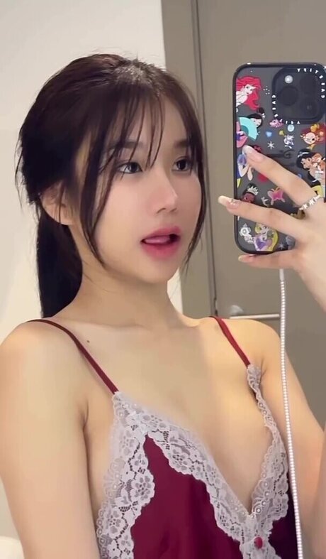 バニープリンセスオンリーファンズ アート裸 写真