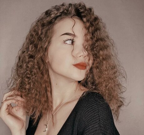 バニー無料オンリーファンズ HD 画像