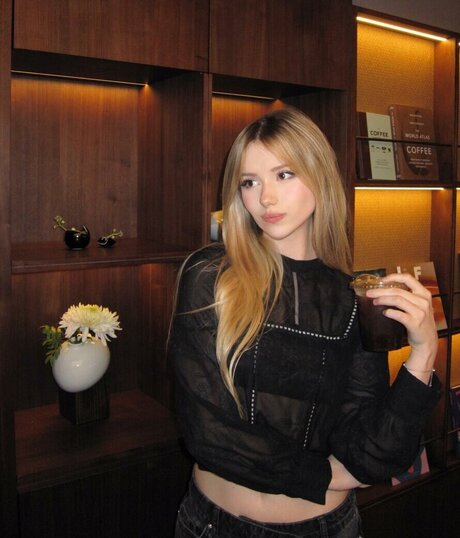 Kitty Mae スター xxx 写真