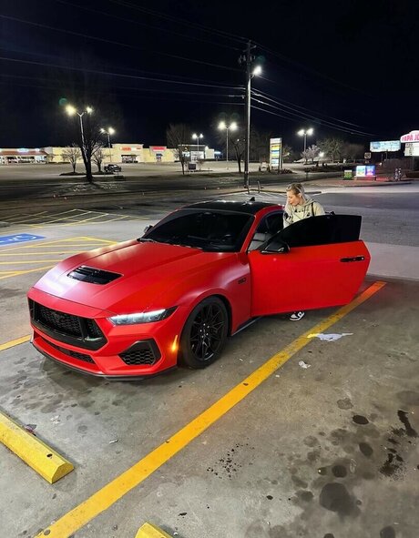 貞操帯オンリーファンズ アート裸 画像