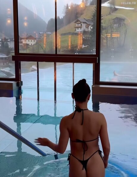 大学のアジア人オンリーファンズ 美しい裸 ギャラリー