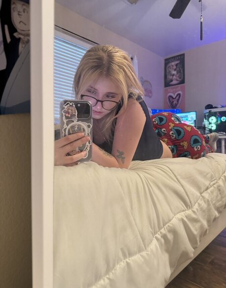 faeriies ポルノスター ギャラリー