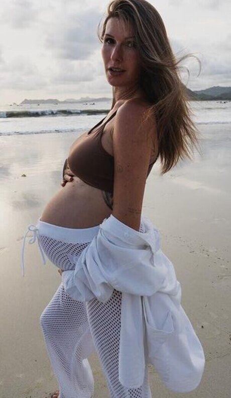 アラブの女の子オンリーファンズ 美しい裸 写真