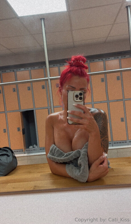 キッチンセックスオンリーファンズ 無料エロ 画像