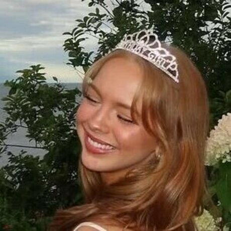 Lily stewart 高品質のスター 画像