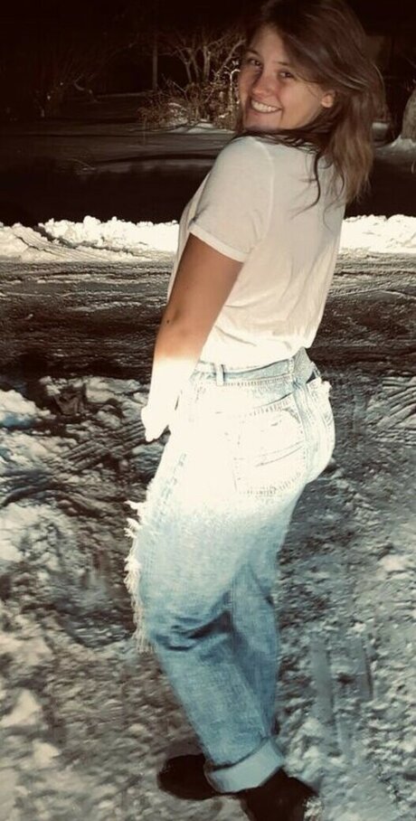 Kalia Hundley xxxモデル 写真