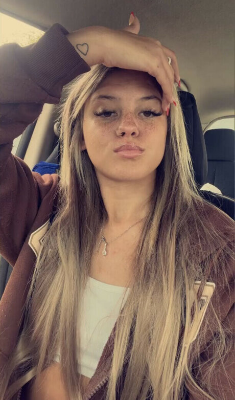 Kalia Hundley 裸の女優 画像