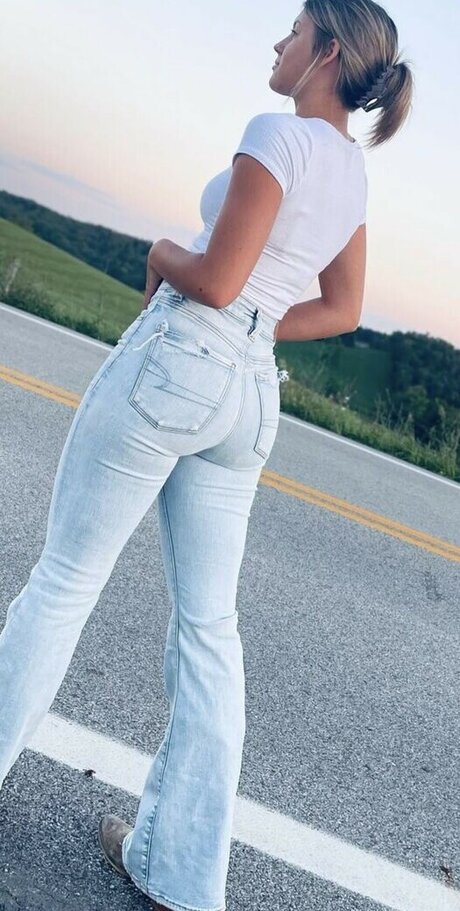 Kalia Hundley トップモデル 写真