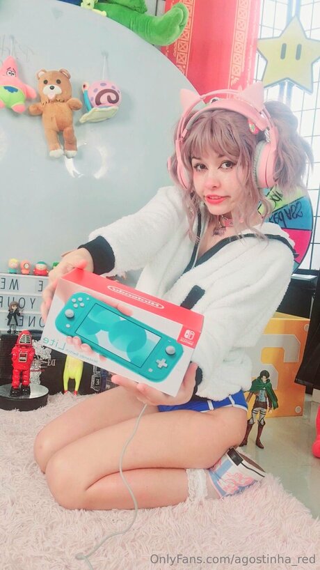 Agostinha Red 完璧なポルノスター 写真