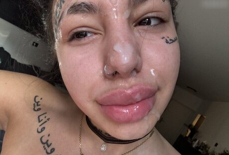 sexynalaa ヌード女優 ギャラリー